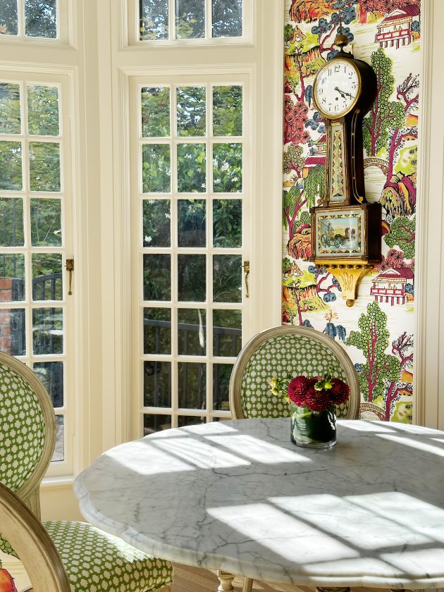 Vintage clock kitchen nook