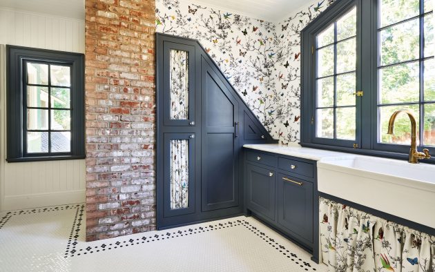 34 Todd Malarkey Laundry2 01069 V2